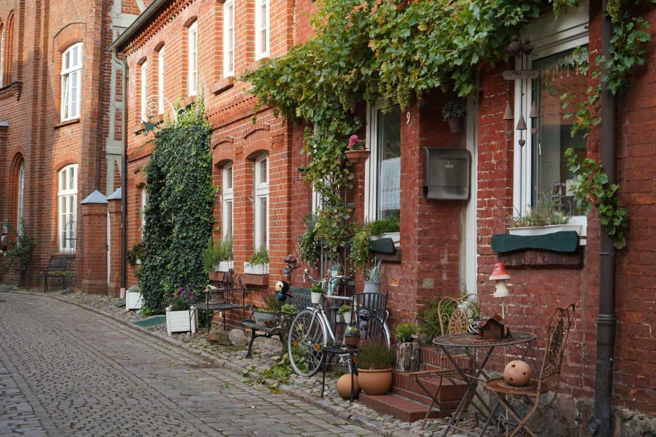 Ferienwohnungen Hafenblick Boizenburg Bagian luar foto